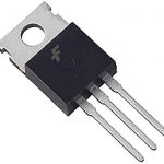 LM7815 voltage regulator