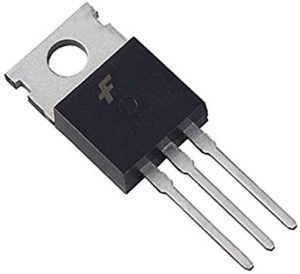 LM7815 voltage regulator