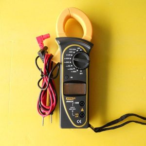 Clamp Meter BM 528A in Pakistan